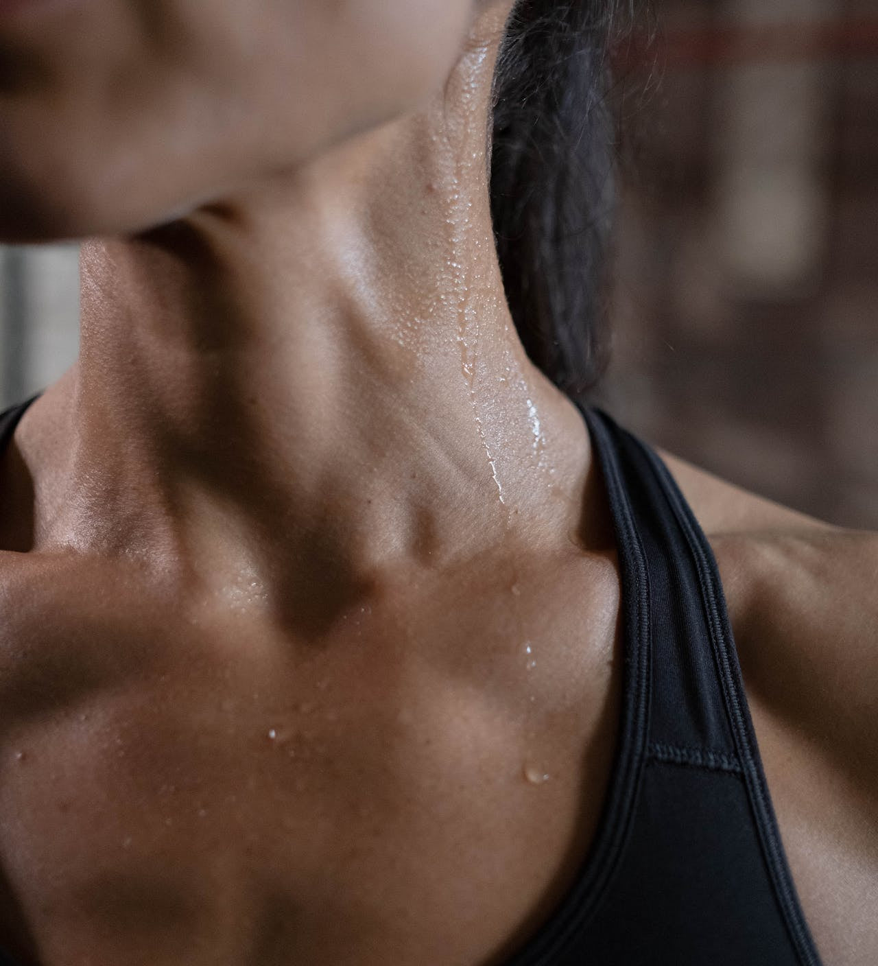 From Gym to Desk: Activewear Styling Hacks for Busy Professionals