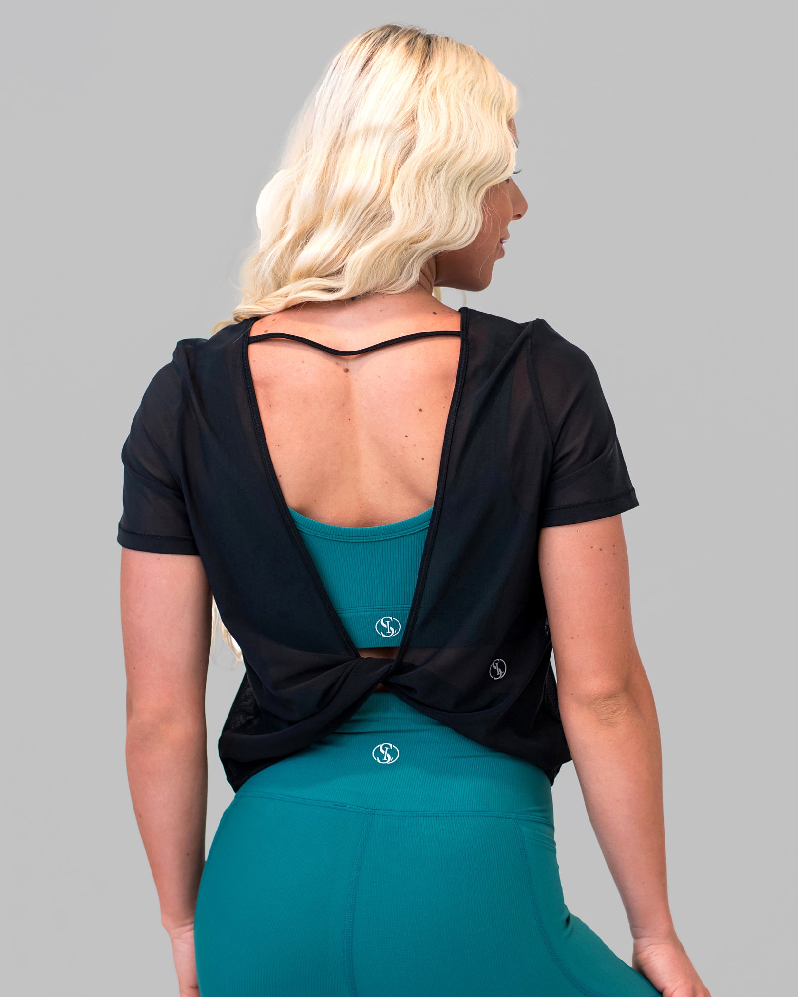 Breezy Twist Tee